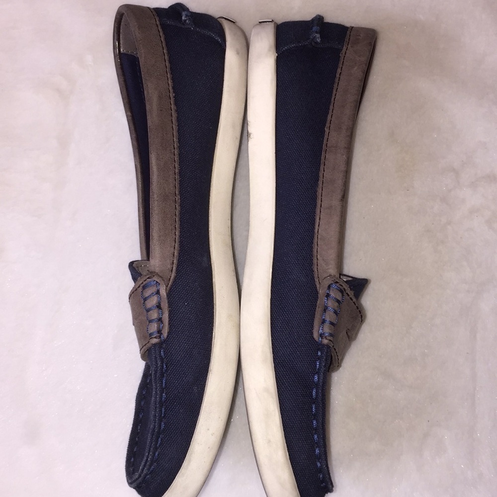 Cole Haan blue brown loafers. Size 7. - Picture 4 of 8